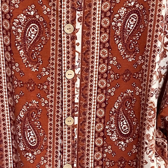PARALLEL SKIES RUST PAISLEY BOHO INDIE BANDANA TOP SIZE MED-NWT - Picture 6 of 10